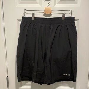 2XU Men's Black Athletic Shorts
